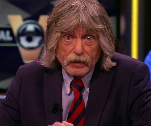 Wilfred Genee te laat bij Voetbal Inside door DWDD