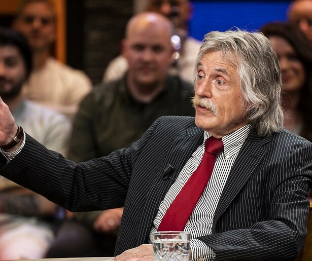 'Geschrokken' dochter Marieke geeft update over zieke Johan Derksen