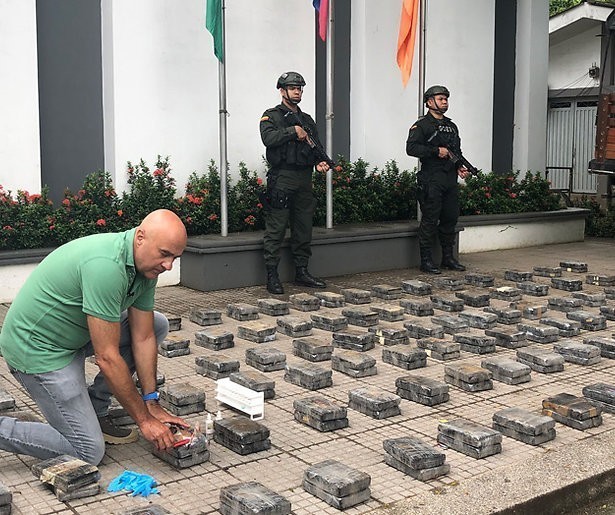 John van den Heuvel maakt docu over cocaïnesmokkel