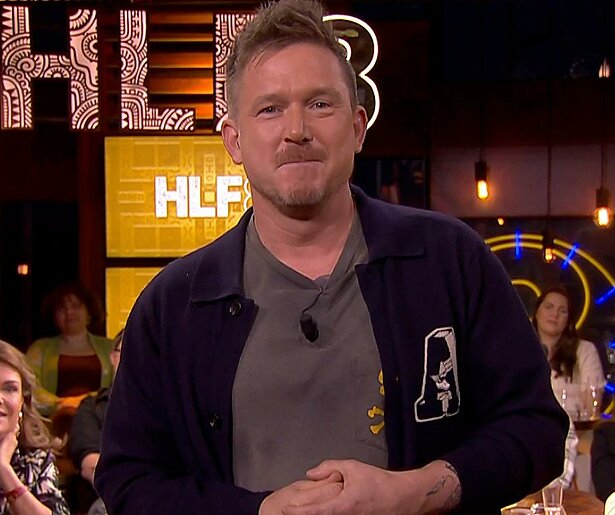 Johnny de Mol neemt emotioneel afscheid van HLF8: 'Ga het ontzettend missen'