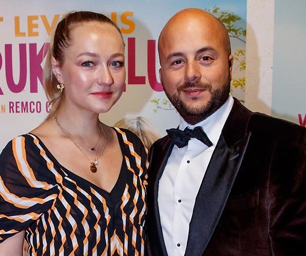 Jon Karthaus en Carolien Spoor verwelkomen tweede zoon