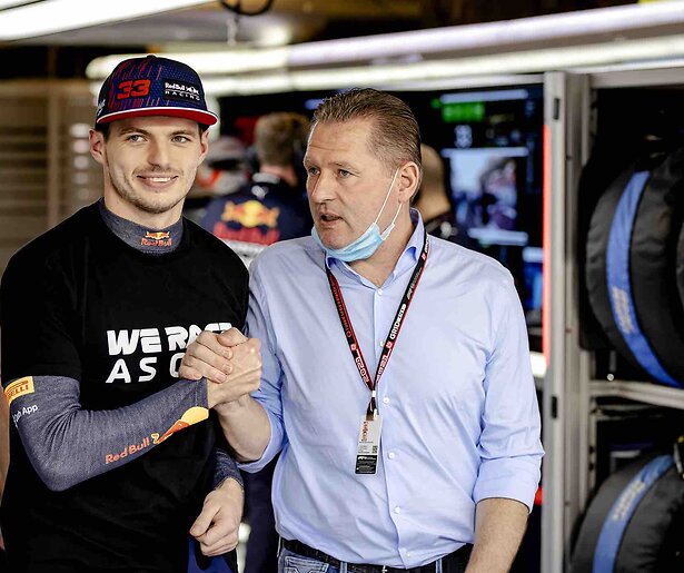 Viaplay strikt Jos Verstappen als analist bij Formule 1