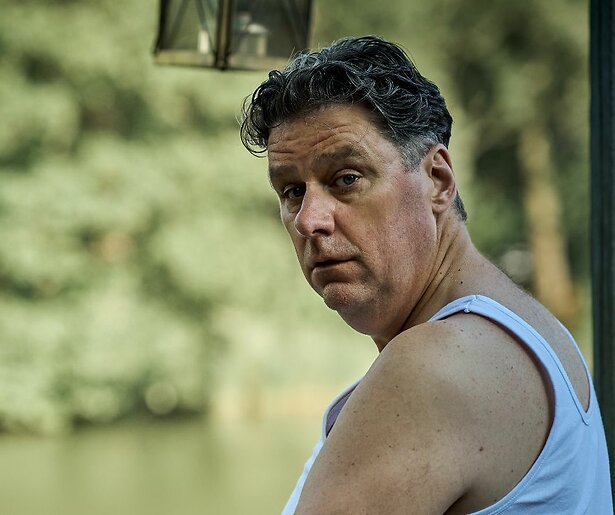 De bom barst in de slotaflevering van Jos