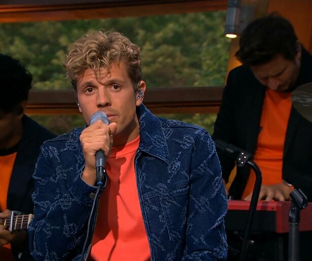 De TV van gisteren: Kijkers zijn Jaap Reesema liever kwijt dan rijk bij Studio Fußball