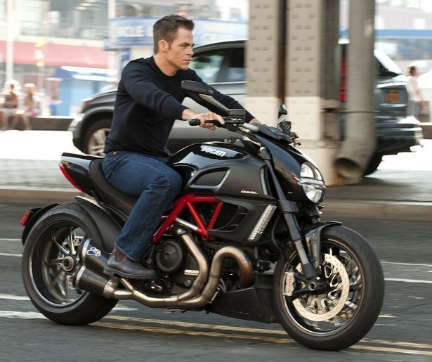 Chris Pine gaat op terroristenjacht in Jack Ryan: Shadow Recruit
