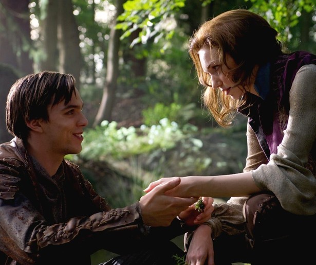 Nicholas Hoult strijdt tegen reuzen in Jack the Giant Slayer