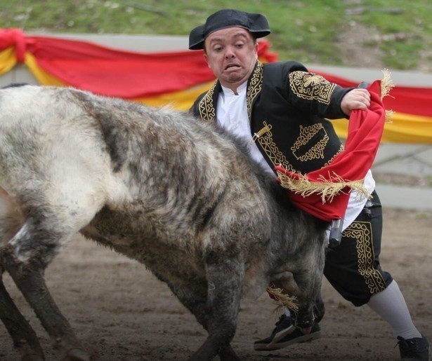 Grappige achtergronden worden gedeeld in Jackass 2.5