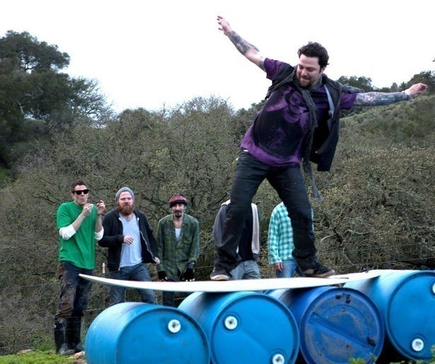Nog meer stunts van Johnny Knoxville en zijn crew in Jackass 3.5
