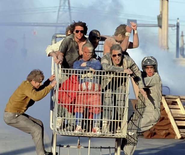 Johnny Knoxville en co. zorgen voor (te) gekke stunts in Jackass: The Movie