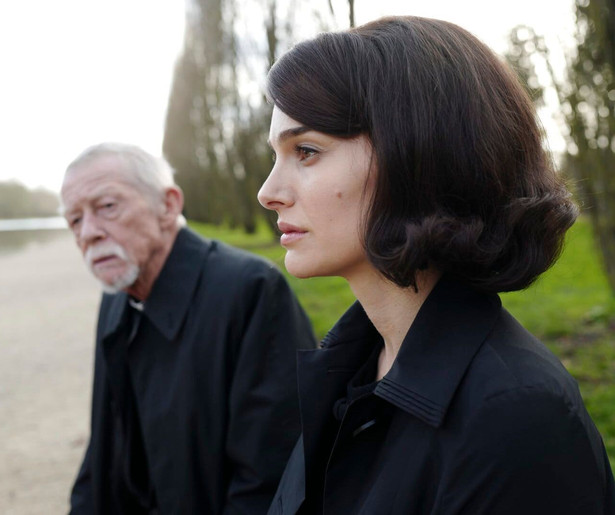 Natalie Portman raakt ook ineens haar eigen identiteit kwijt in Jackie