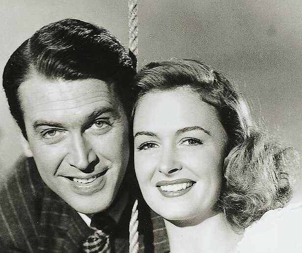Een beschermengel redt James Stewart in It's a Wonderful Life