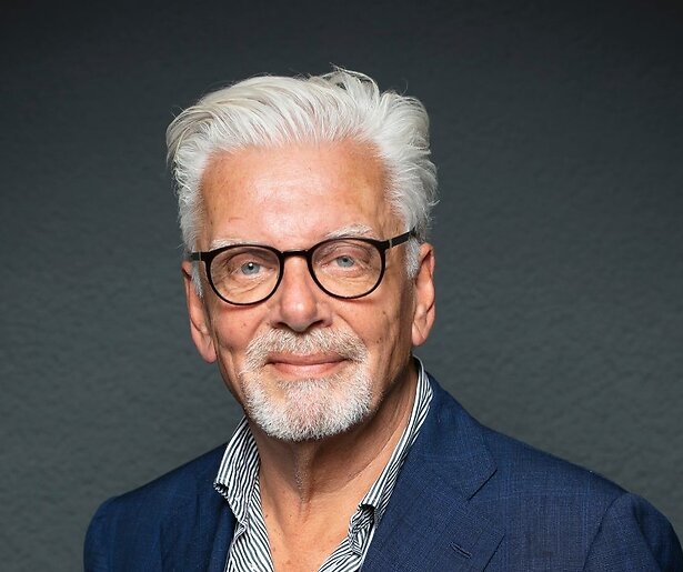 Jan Slagter staat aan het roer van het MAX Ouderenjournaal tegen Eenzaamheid