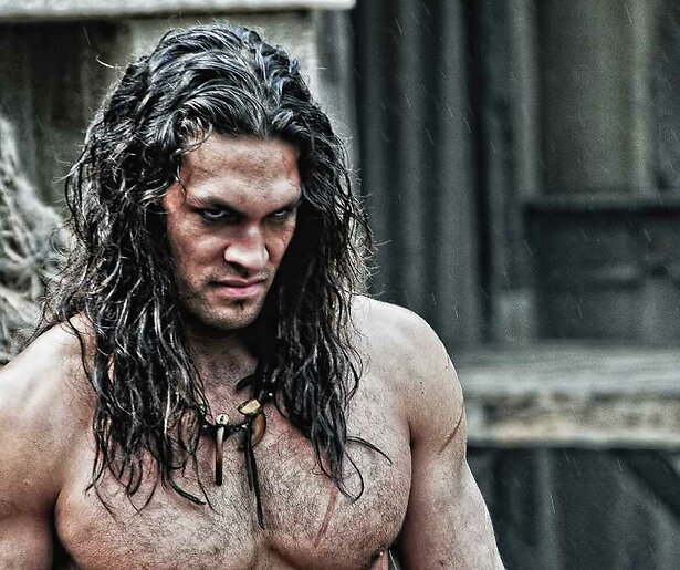 Jason Momoa trekt ten strijde in actiefilm Conan the Barbarian