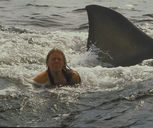 De haaien zijn nog lang niet klaar met dood en verderf zaaien in Jaws 2