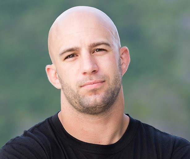 JayJay Boske zoekt heldhaftige vrienden voor extreme tv-show The Spike Room