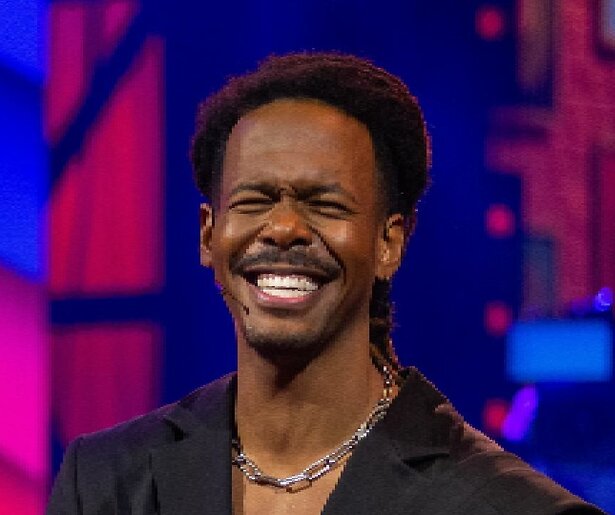 Jeangu Macrooy gooit hoge ogen in muziekprogramma That's My Jam