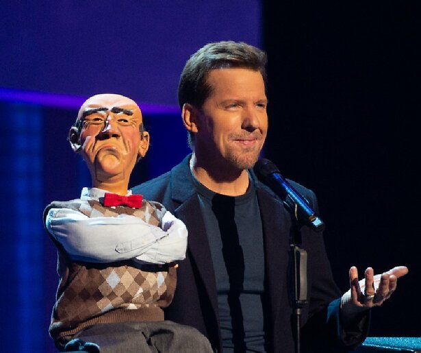 Vier Valentijnsdag in stijl met Jeff Dunham Special: I’m with Cupid