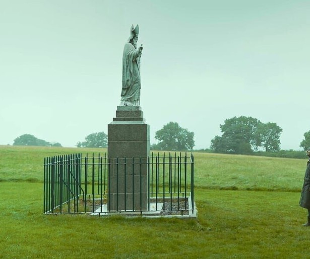 Keffah Allush reist door de geschiedenis van het christendom in Jezus van Nazareth, naar alle windstreken