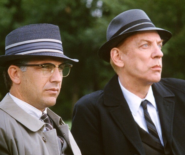 Kevin Costner onderzoekt de moord op John F. Kennedy in JFK