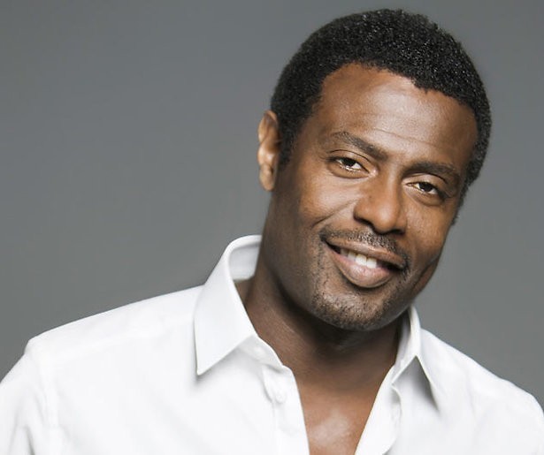 John Williams ziet heel veel kakkerlakken