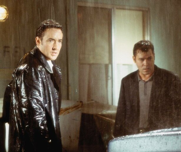 John Cusack zoekt een moordenaar in de Amerikaanse thriller Identity