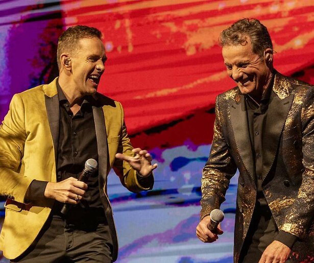 Meeswingen vanaf de bank met De Bevers in Ahoy - Het Concert