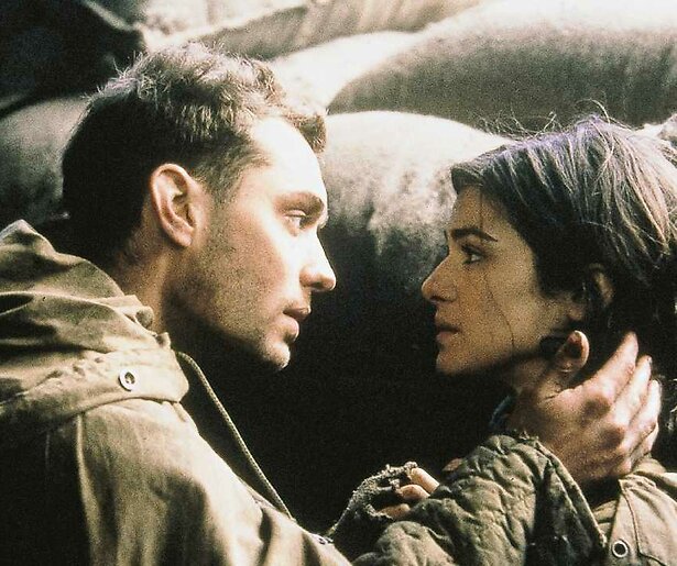 Jude Law schiet met scherp in oorlogsfilm Enemy at the Gates