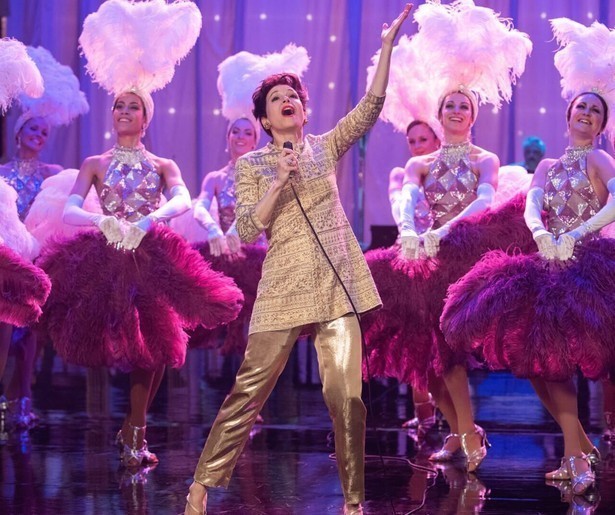 Renée Zellweger kruipt in de huid van Judy Garland in biografische muziekfilm Judy