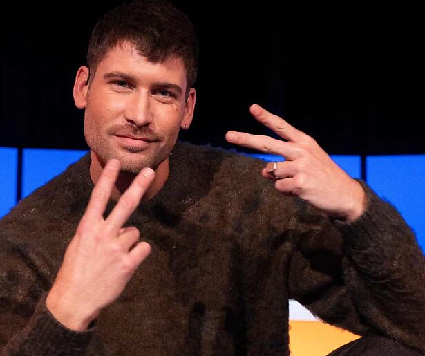 3FM-verslaggever Julien Kooij gaat de strijd aan in De Slimste Mens