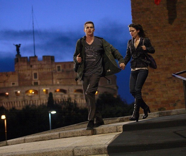 Hayden Christensen flitst overal waar hij maar wil naartoe in Jumper