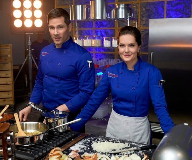 Gaat liefde door de maag in Just Add Romance?