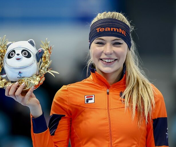 De TV van gisteren: NPO1 domineert de volledige kijkcijfertop