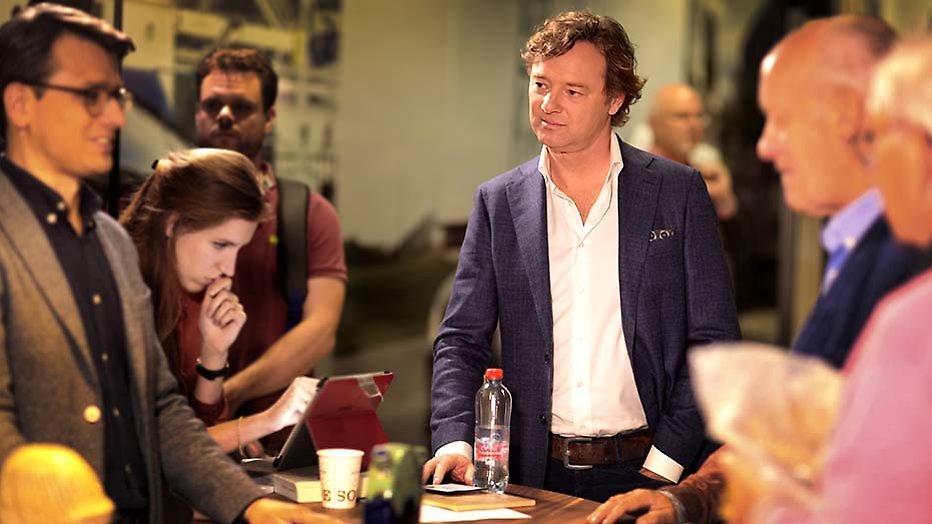 De TV van gisteren: Tussen Kunst en Kitsch meest verkozen amusement