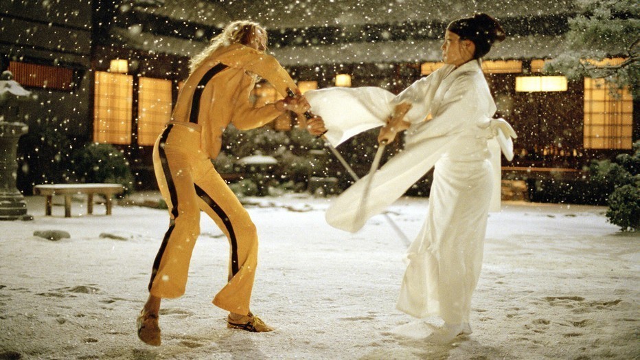 Uma Thurman als The Bride en Lucy Liu als O-Ren Ishii in Kill Bill: Vol. 1