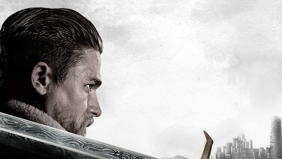 Charlie Hunnam in King Arthur: Legend of the Sword