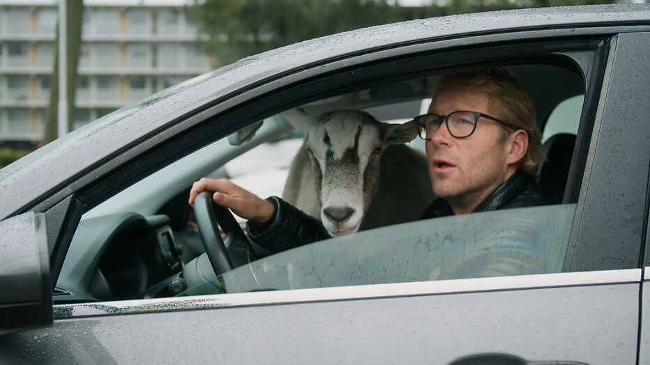 Komt een man bij de dokter