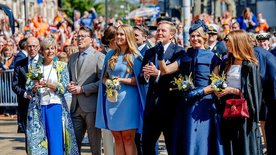 De koninklijke familie tijdens Koningsdag 2025.