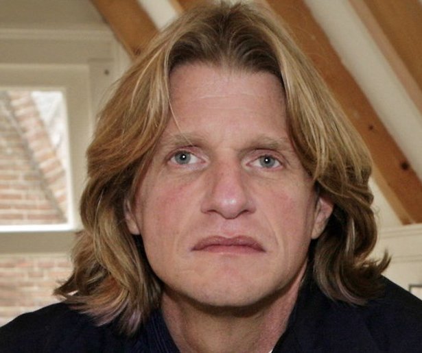 Keith Bakker hoort eis van zes jaar cel en tbs-behandeling in misbruikzaak