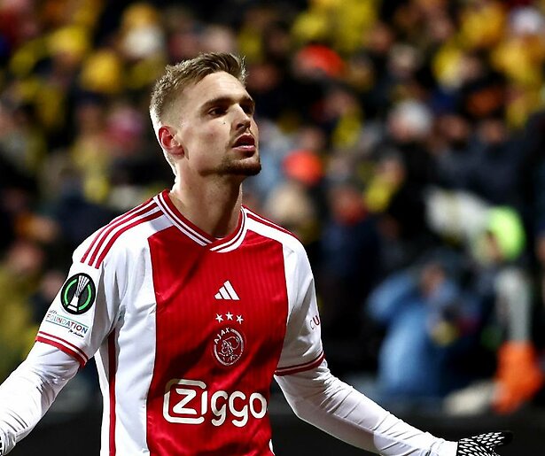 Kijk hier LIVE naar de UEFA Europa Conference League-wedstrijd Ajax - Aston Villa