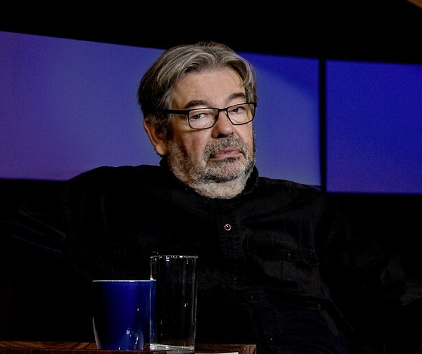 Kijkers De Slimste Mens furieus op Maarten van Rossem na bizarre uitspraak