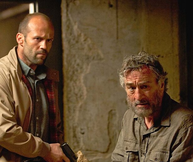 Jason Statham helpt Robert De Niro uit de brand in Killer Elite