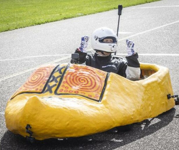 Klaas van Kruistum vestigt wereldrecord in lustrumseizoen Klaas kan alles