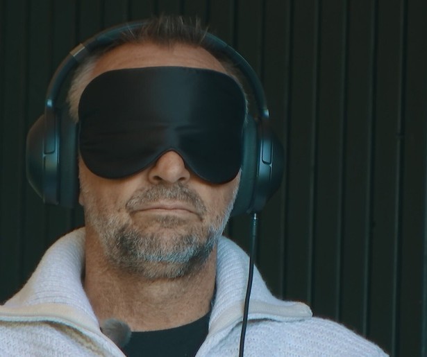 Tom Waes verzint weer nieuwe manieren om te ontspannen in Kalm Waes