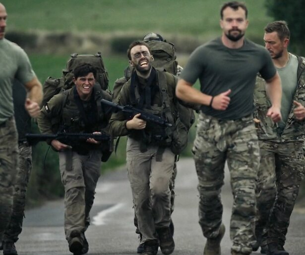 De TV van gisteren: Kijkers enorm onder de indruk van loeizware afsluiting Kamp van Koningsbrugge