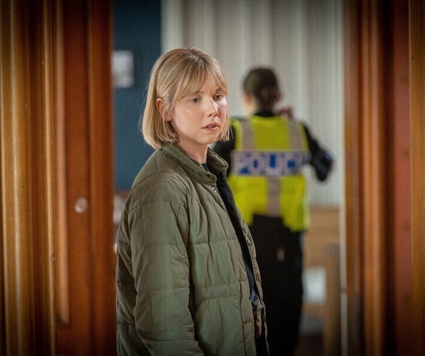 Grote doorbraak in slotaflevering Karen Pirie