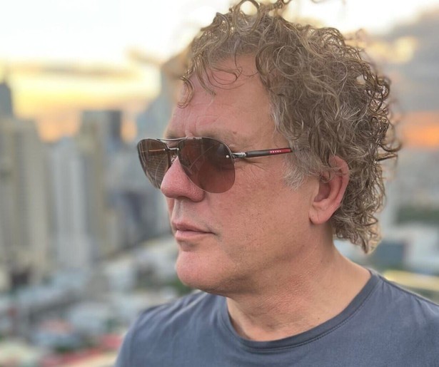 Alle (voormalig) assistenten van Kees van der Spek te zien in compilatieaflevering Kees van der Spek: Verwacht Je Niet