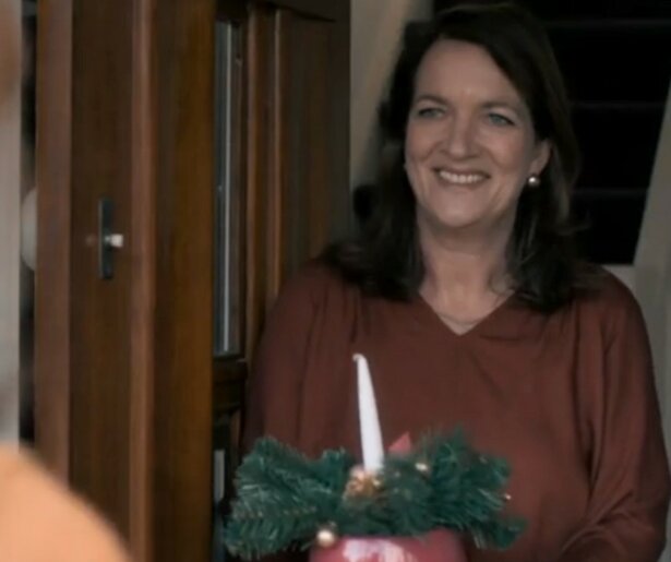 De TV van gisteren: Kijkers genieten volop van Kerstappels