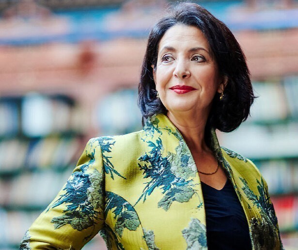 Oud-Kamervoorzitter Khadija Arib is de derde gast in Zomergasten