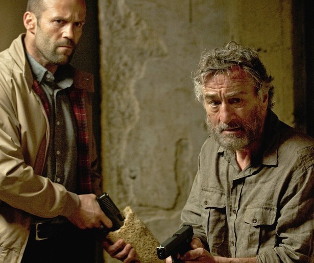 Jason Statham helpt Robert De Niro in Killer Elite