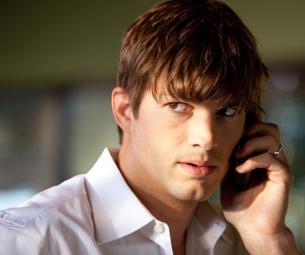 Ashton Kutcher heeft een ongebruikelijk beroep in actiecomedy Killers